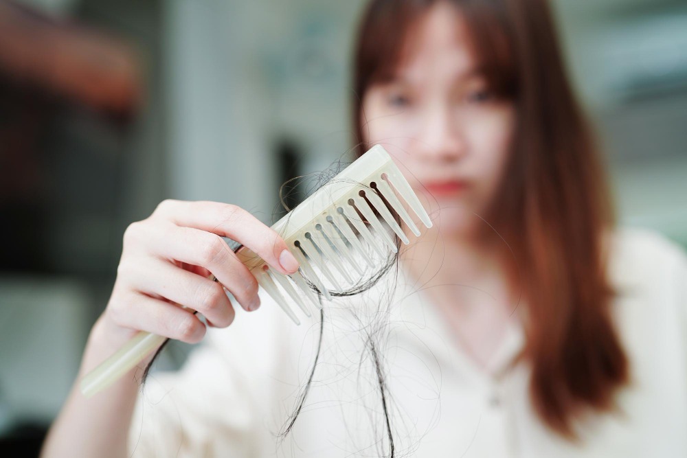 頭髮越來越少怎麼辦？預防掉髮的5個方法